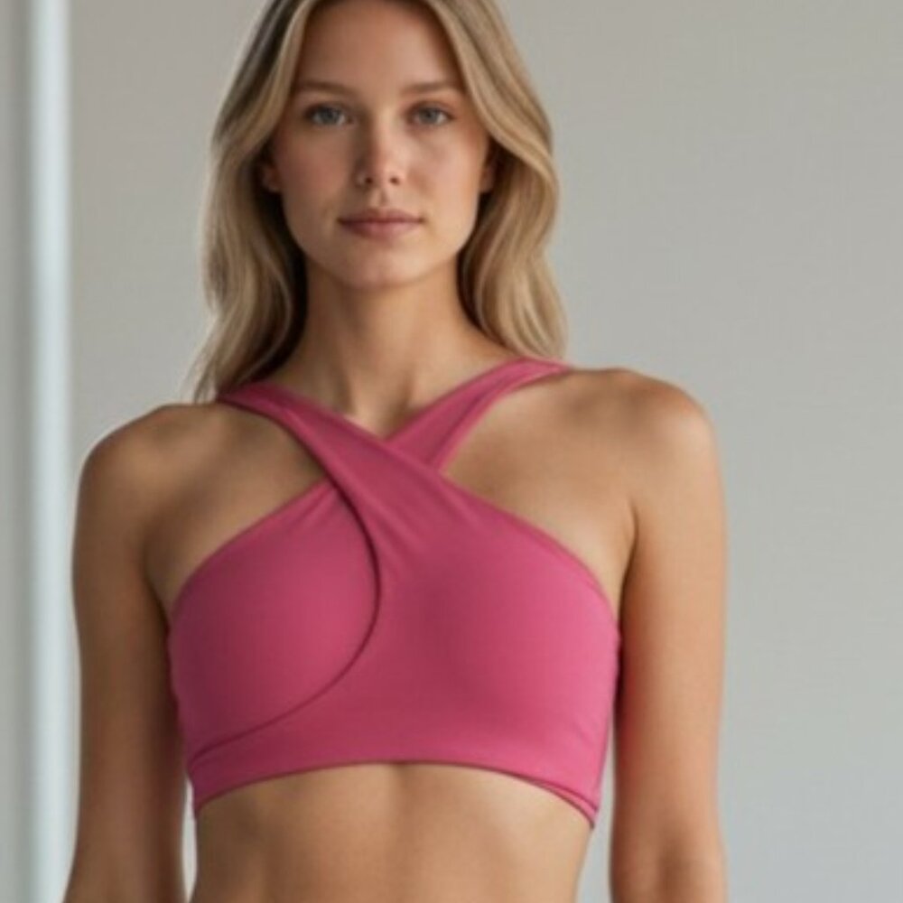 LuLulemon Bend this wrap and scoop bra (NWT) (S/M)